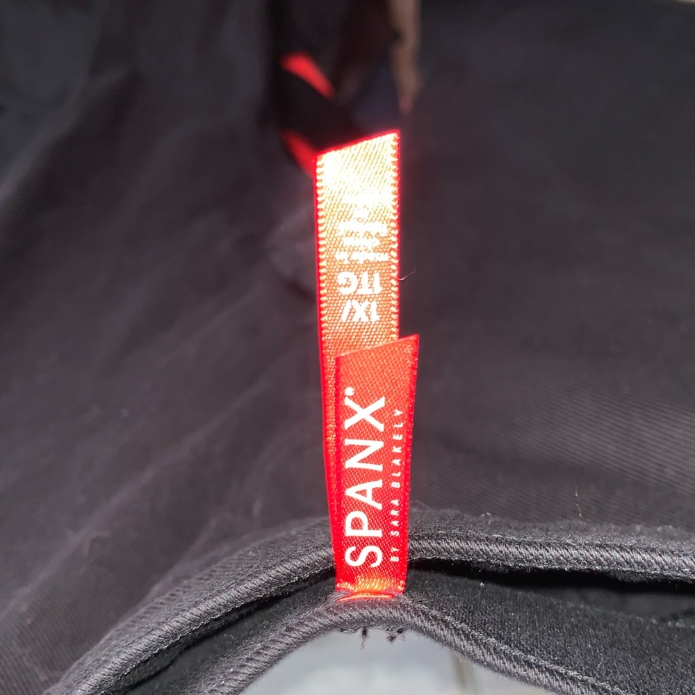 SPANX | Jean ish Black Knit Denim Leggings plus size 1X - Picture 9 of 10